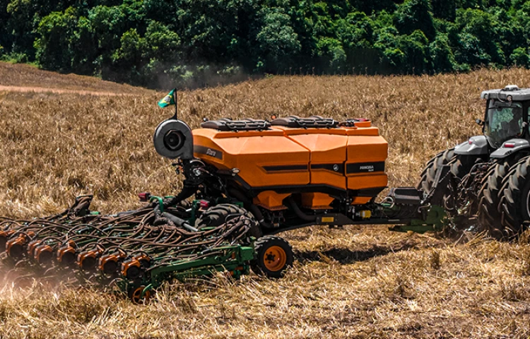 EFICIÊNCIA E PRECISÃO NO PLANTIO