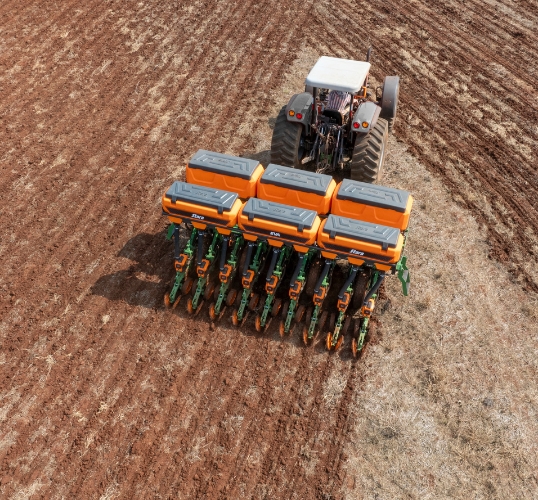 AGOSTO É O MÊS DO PLANTIO DE VERÃO NA AGRINOVA MÁQUINAS