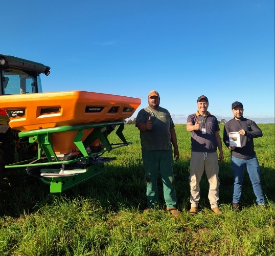 AGRINOVA ENTREGA: TWISTER 1500