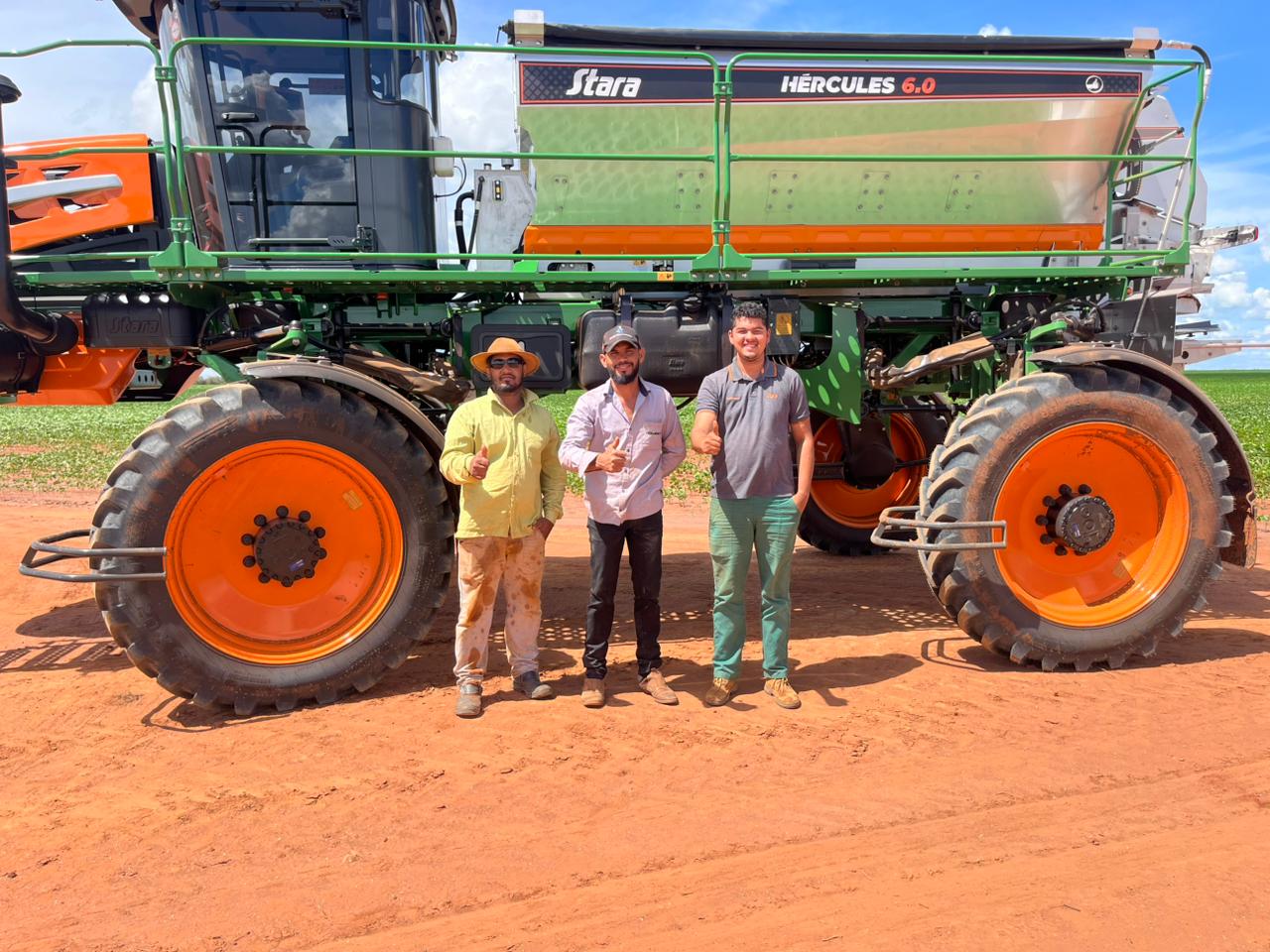 CAMPOESTE ENTREGA MAIS UM HÉRCULES 6.0 E REFORÇA PARCERIA COM O PRODUTOR