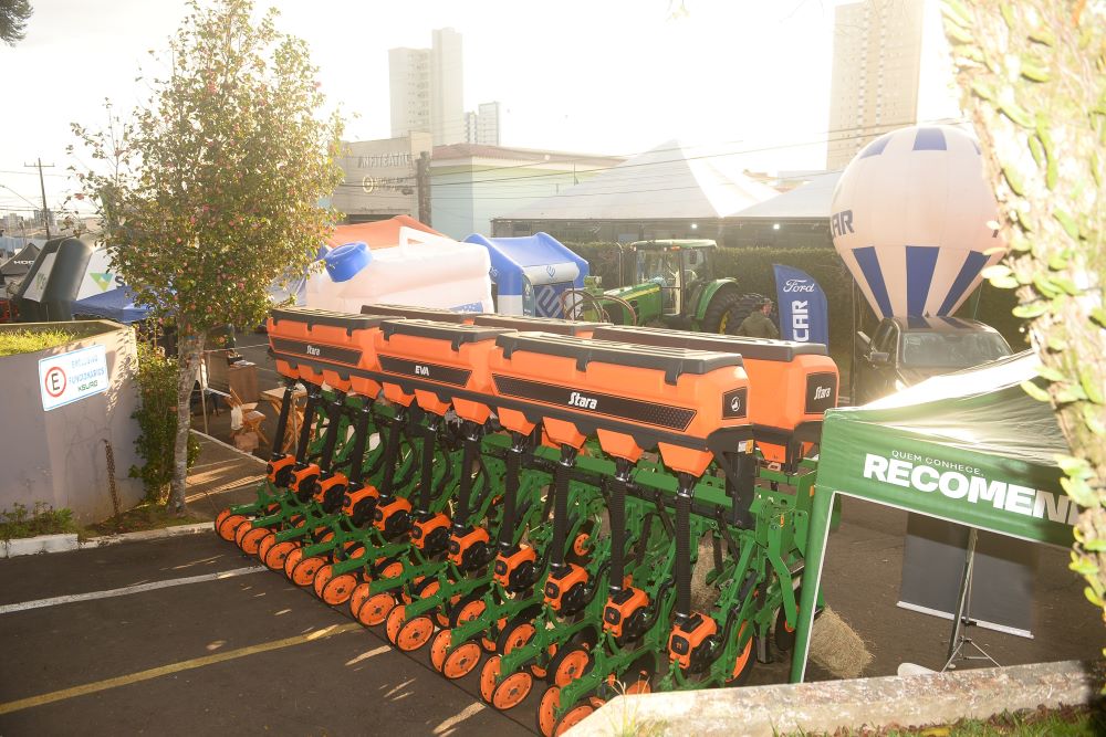 WM Máquinas participa de evento em homenagem ao Dia do Agricultor promovido pelo Sindicato Rural de Guarapuava.