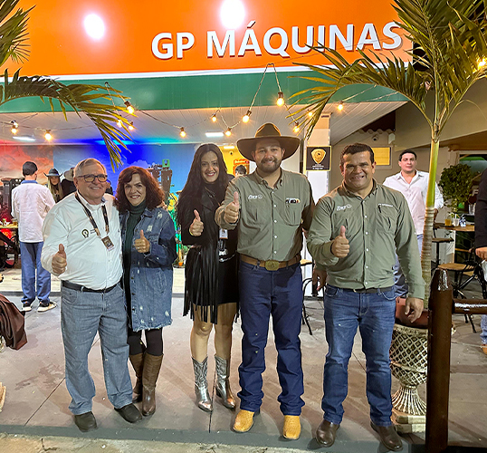 GP Máquinas Stara marca presença na ExpoIpameri 2025 com inovação e parceria no agro
