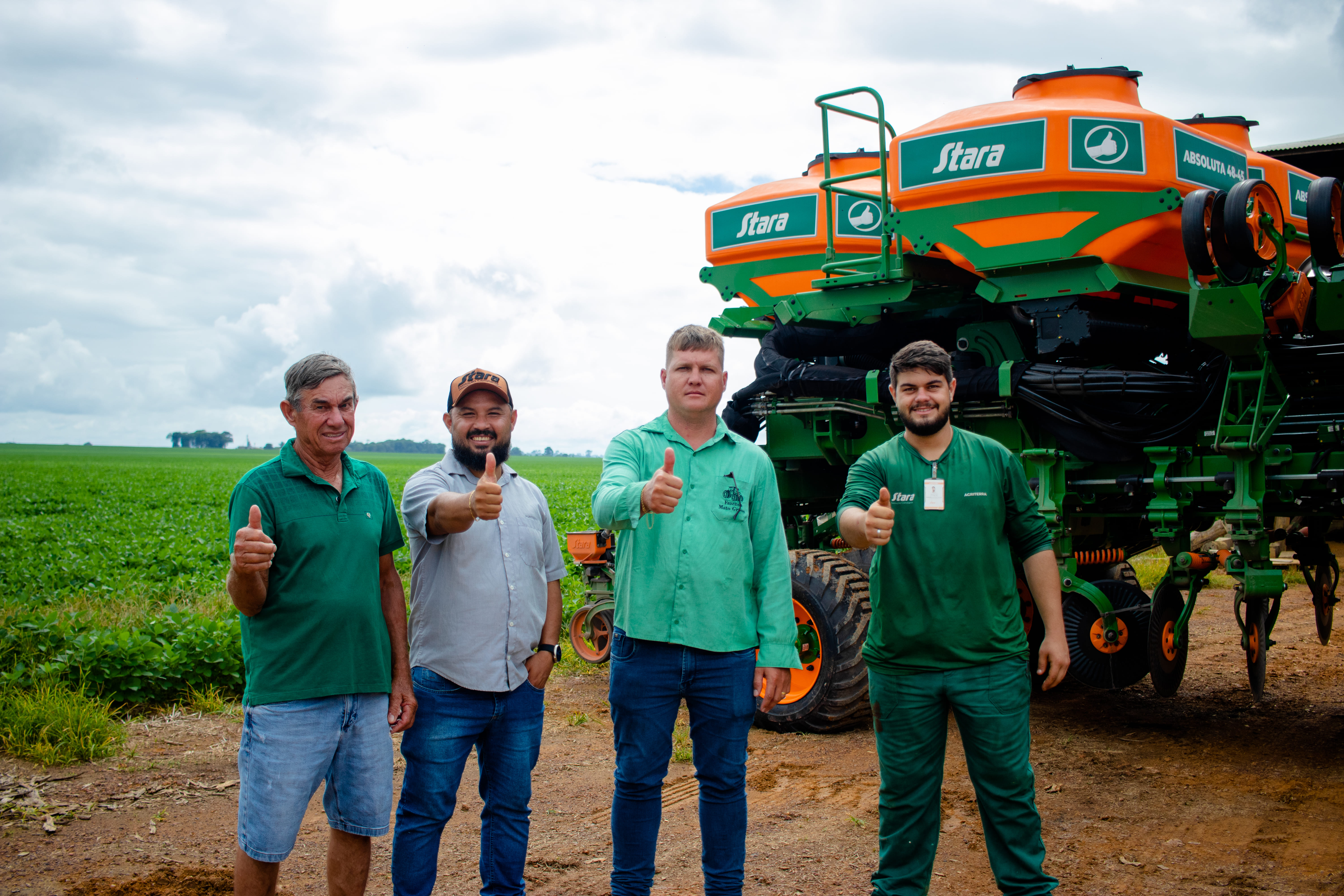 PLANTADEIRA ABSOLUTA NO CAMPO👍🏻🧡💚