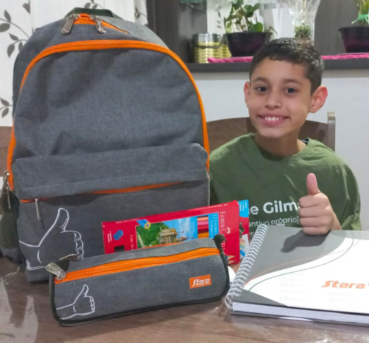 KIT ESCOLAR STARA É DISTRIBUÍDO AOS FILHOS DE COLABORADORES DA GILMAQ