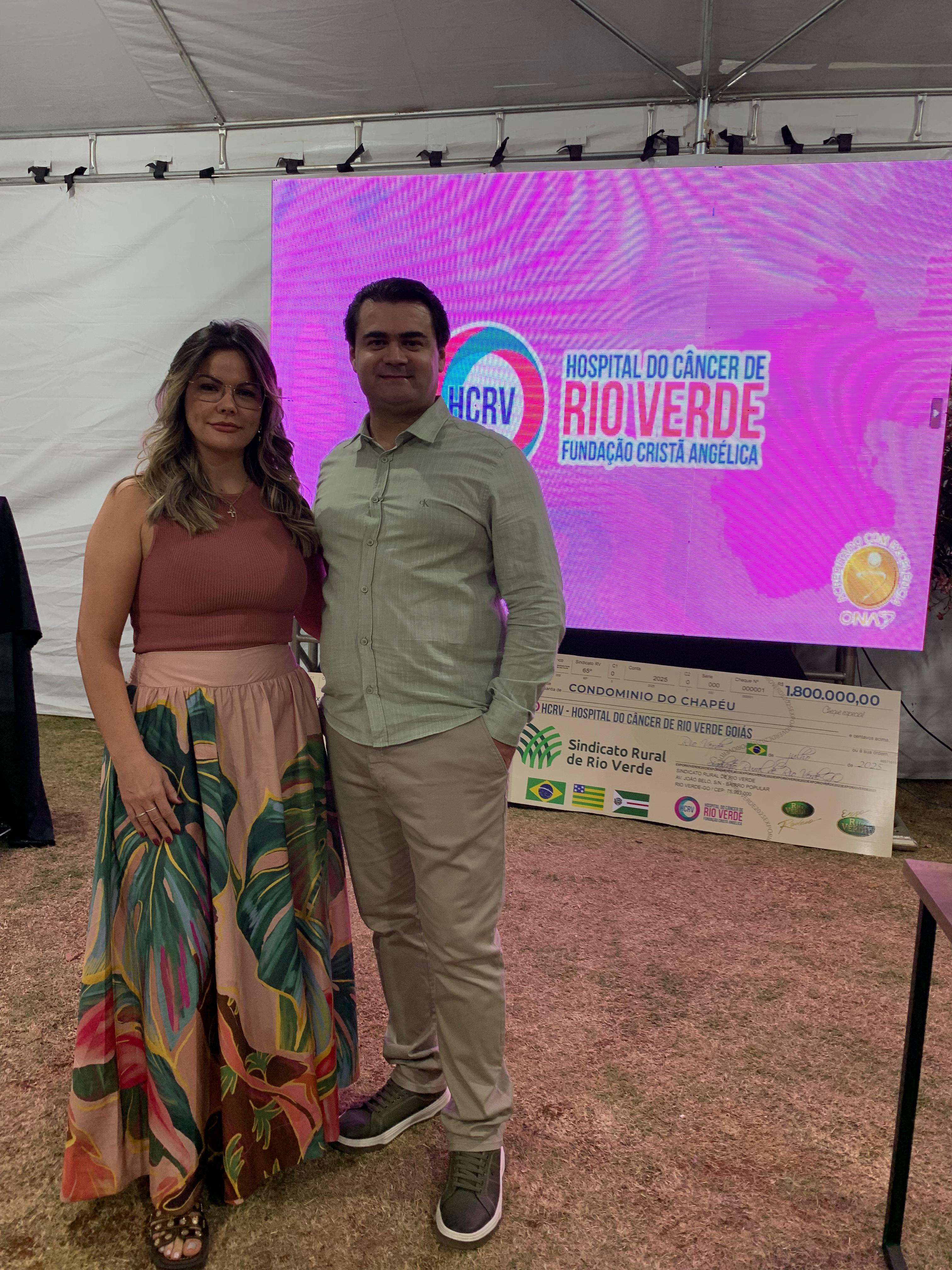 QUERÊNCIA MÁQUINAS APOIA O HOSPITAL DO CÂNCER DE RIO VERDE