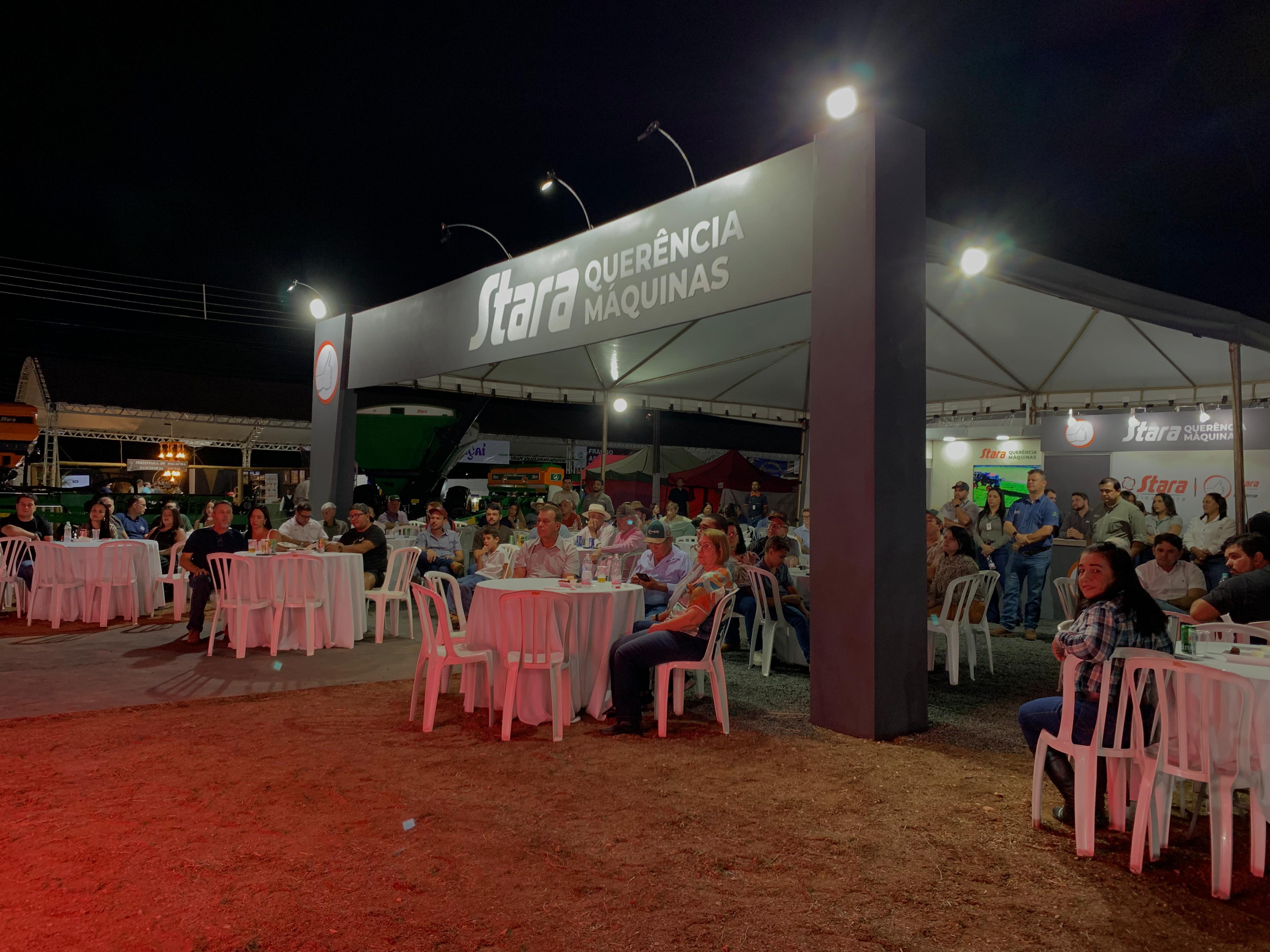 QUERÊNCIA MÁQUINAS PRESENTE NA EXPO PARAÚNA 2025