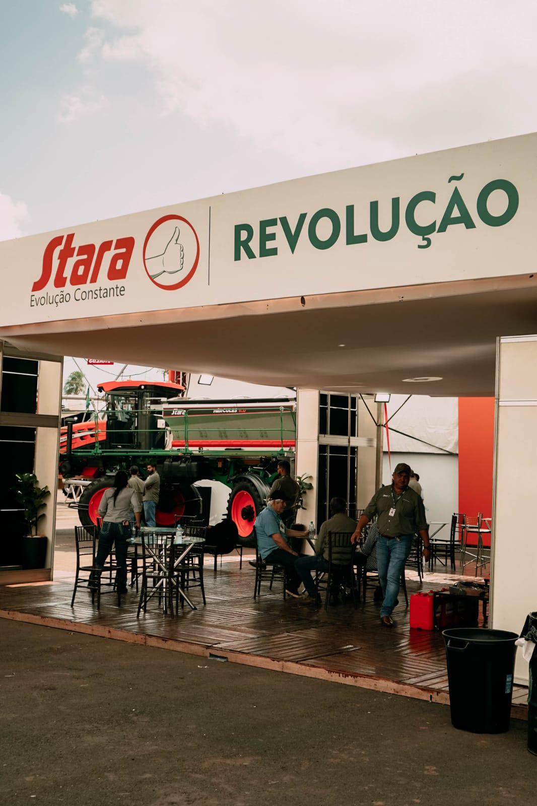 FEMEC 2026: inovação, tecnologia e presença da Revolução Máquinas
