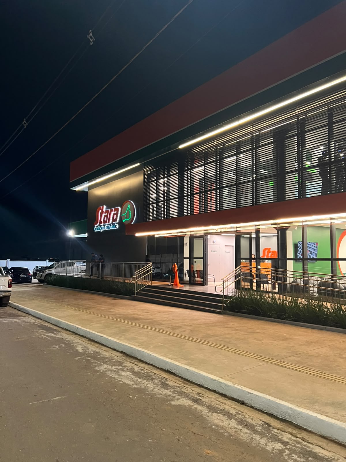 Futura Máquinas participa da inauguração do novo Centro de Distribuição de Peças da Stara