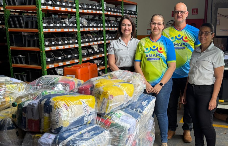 Natal Solidário: Compartilhando Esperança com a Comunidade