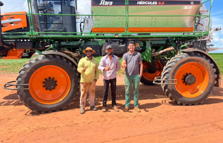 CAMPOESTE ENTREGA MAIS UM HÉRCULES 6.0 E REFORÇA PARCERIA COM O PRODUTOR