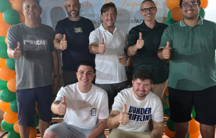 Revolução Máquinas celebra o fim de ano com confraternização especial para colaboradores