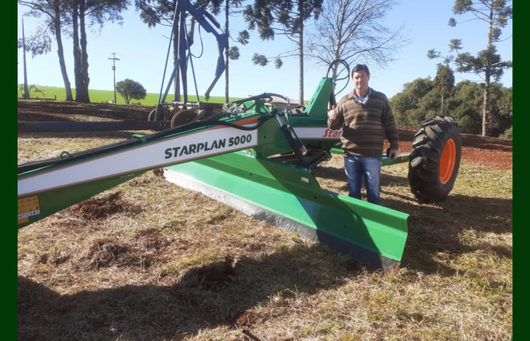 ENTREGA TECNICA PLAINA NIVELADORA STARPLAN 5000 EM COXILHA - RS