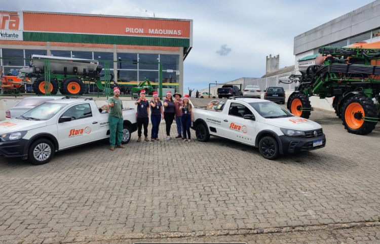 Pilon Máquinas realiza entrega de mais de 300 brinquedos na campanha Natal Feliz