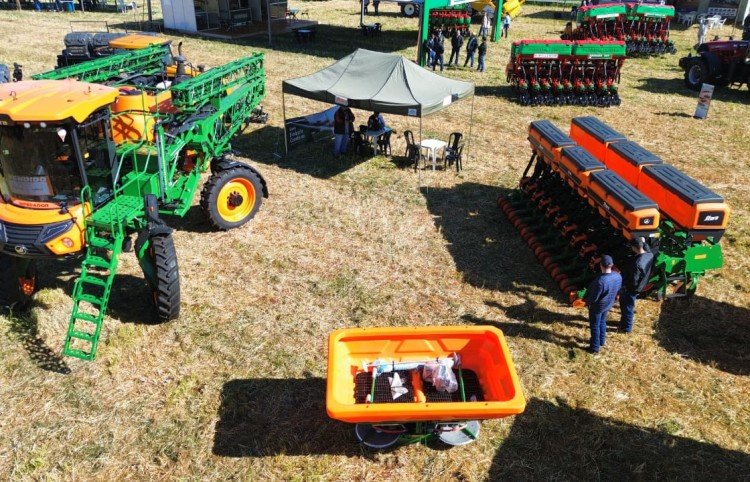 RAIZ AGRO PRESENTE NA 30º EXPOTÉCNICA