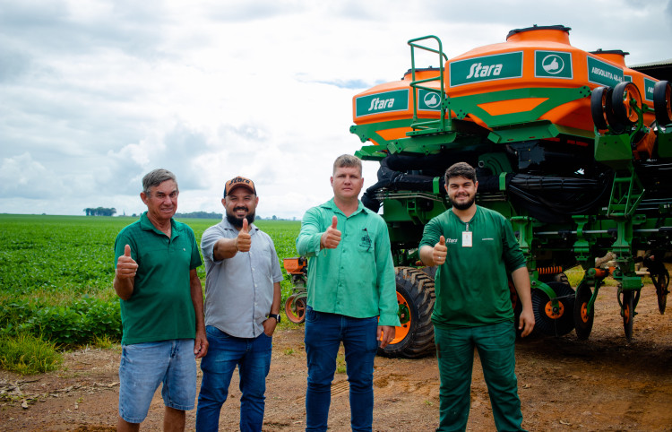 PLANTADEIRA ABSOLUTA NO CAMPO👍🏻🧡💚