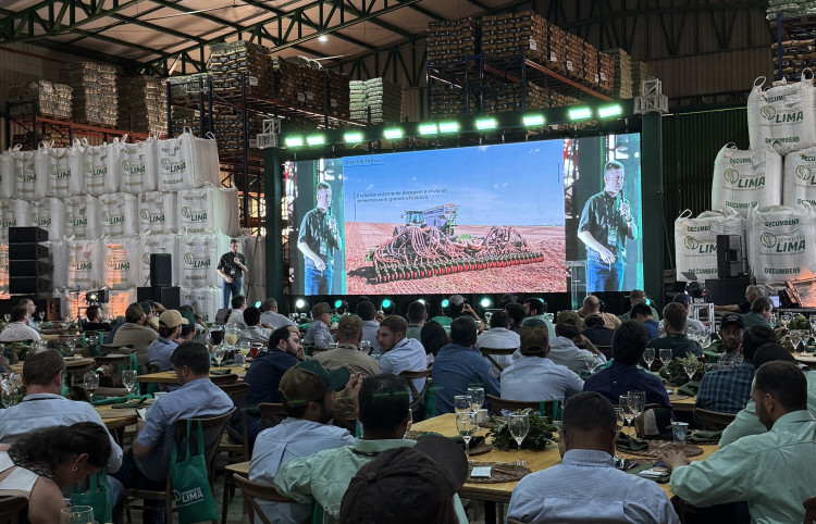 Evolução Agrícola participa do evento Sementes Lima
