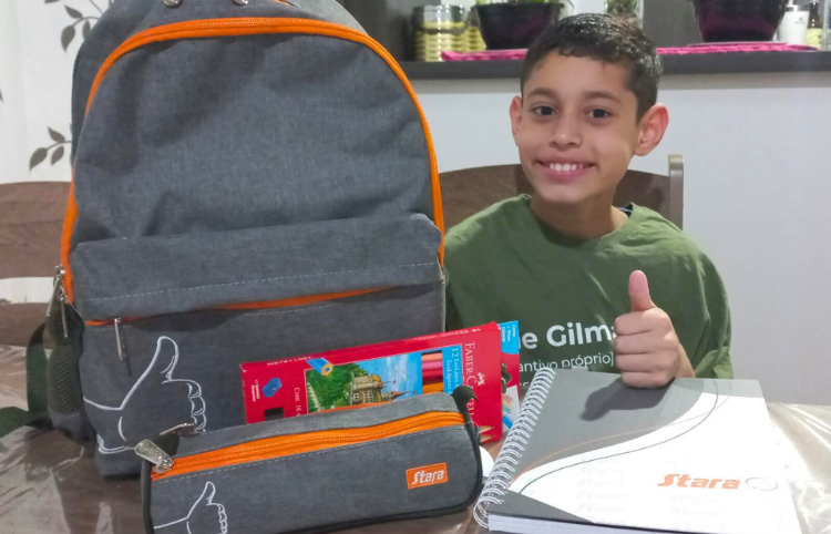 KIT ESCOLAR STARA É DISTRIBUÍDO AOS FILHOS DE COLABORADORES DA GILMAQ