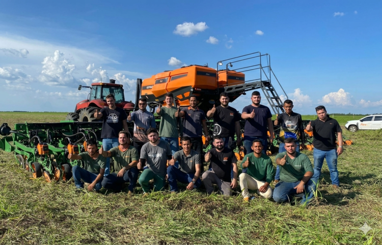 PRIMEIRO TREINAMENTO TÉCNICO NA AGROBRAS MÁQUINAS