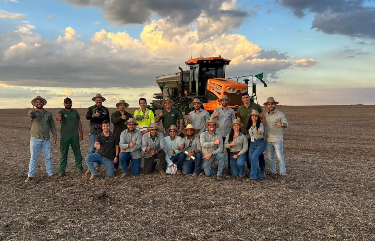 Parceria entre empresas brasileiras fortalece operações no campo