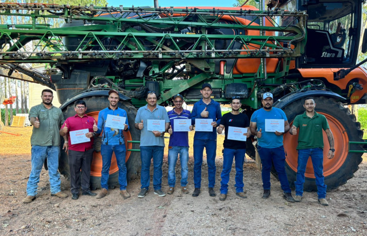 TREINAMENTO DE OPERADORES, LINHA DE PULVERIZADORES.