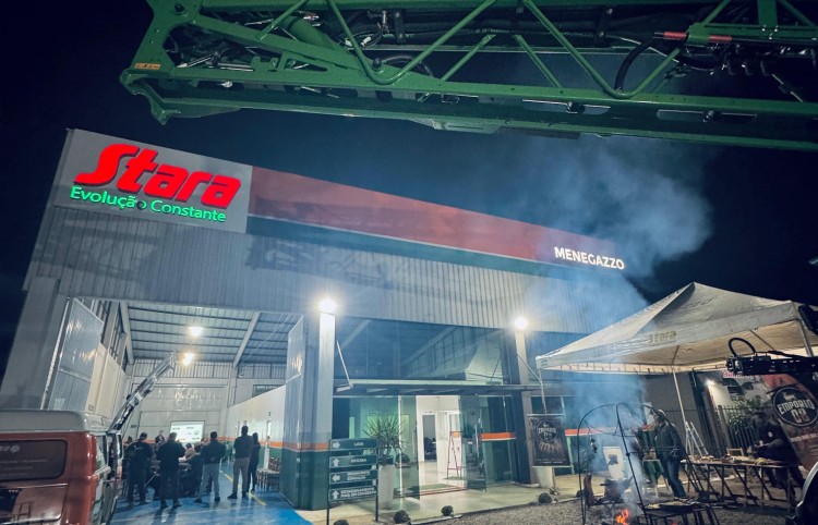 Churrascada de Negócios reúne clientes e grandes oportunidades na Stara Menegazzo de Santa Rosa