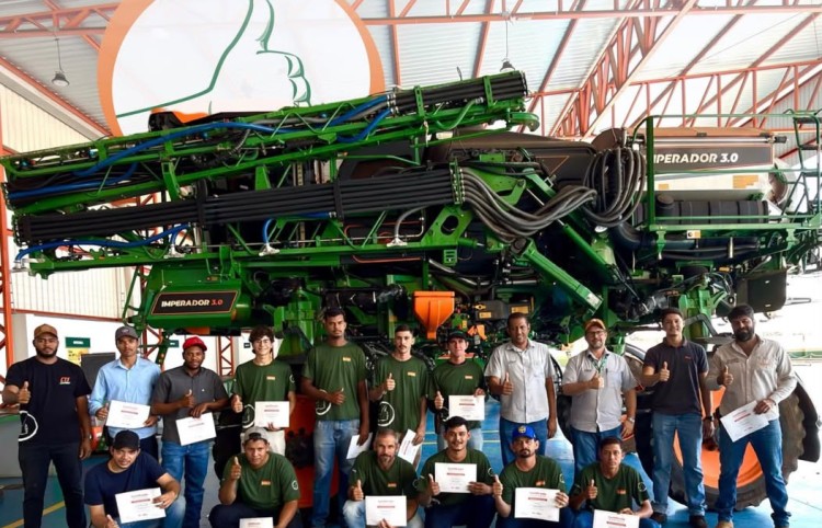 Treinamento operadores da Bruttus 18.000