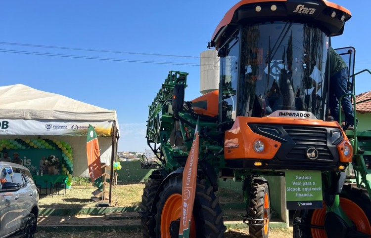 Futura Máquinas marca presença no Conecta Agro, em João Pinheiro/MG