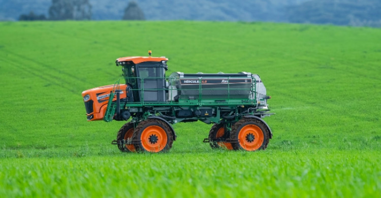 SETEMBRO É O MÊS DA DISTRIBUIÇÃO NA AGRINOVA MÁQUINAS
