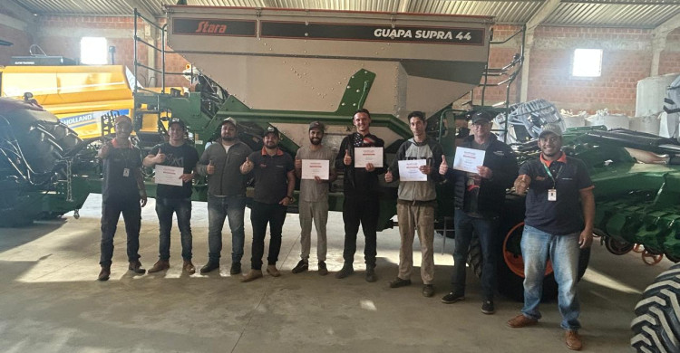 Treinamento de Operadores Plantadeira Guapa