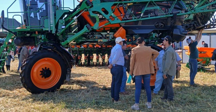 RAIZ AGRO PRESENTE NA 30º EXPOTÉCNICA
