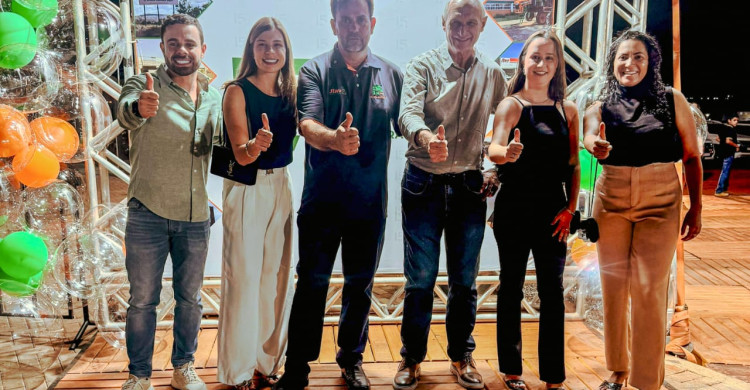 CAMPOESTE PARTICIPA DA INAUGURAÇÃO DA NOVA SEDE DA FUTURA MÁQUINAS