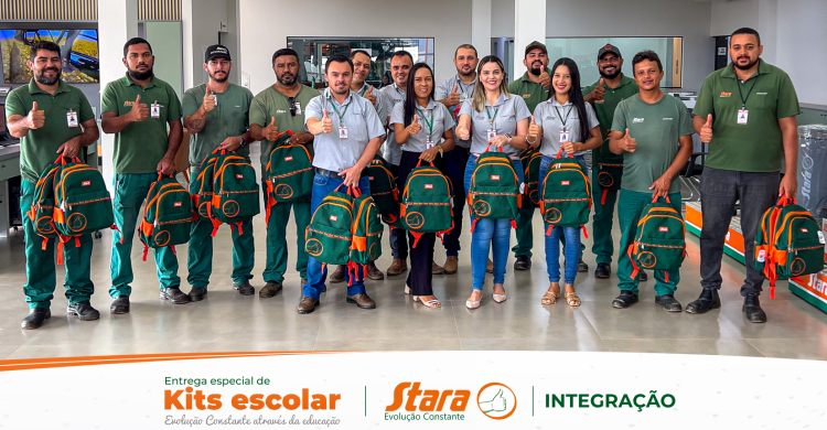 🎒📚 Entrega de Bolsas e Materiais Escolares Stara