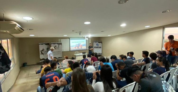 Evolução Agrícola participa de semana agronômica da Universidade Federal de Jataí