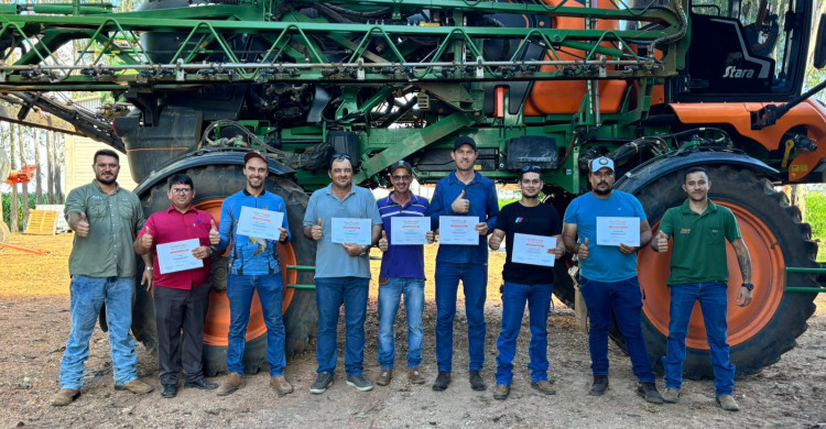 TREINAMENTO DE OPERADORES, LINHA DE PULVERIZADORES.