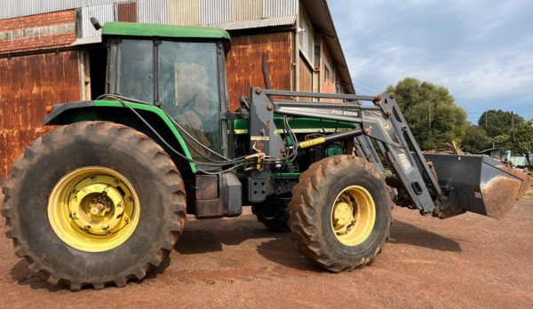 TRATOR JOHN DERRE 7505