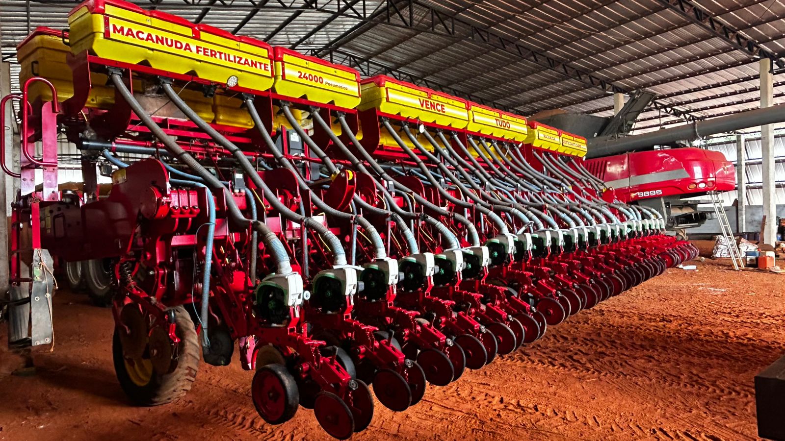 MACANUDA FERTILIZANTES 22X45