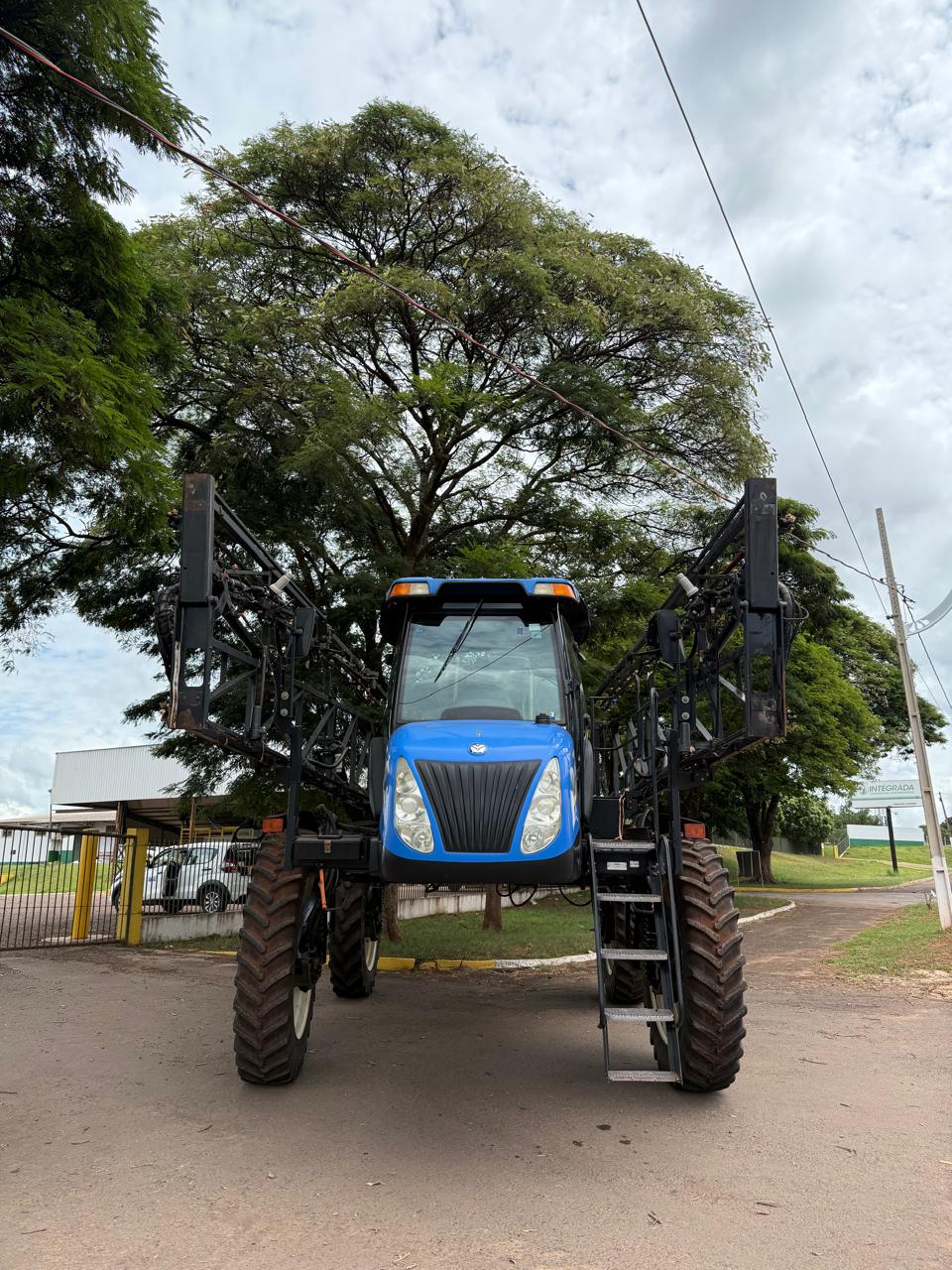 PULVERIZADOR NEW HOLLAND SP3500