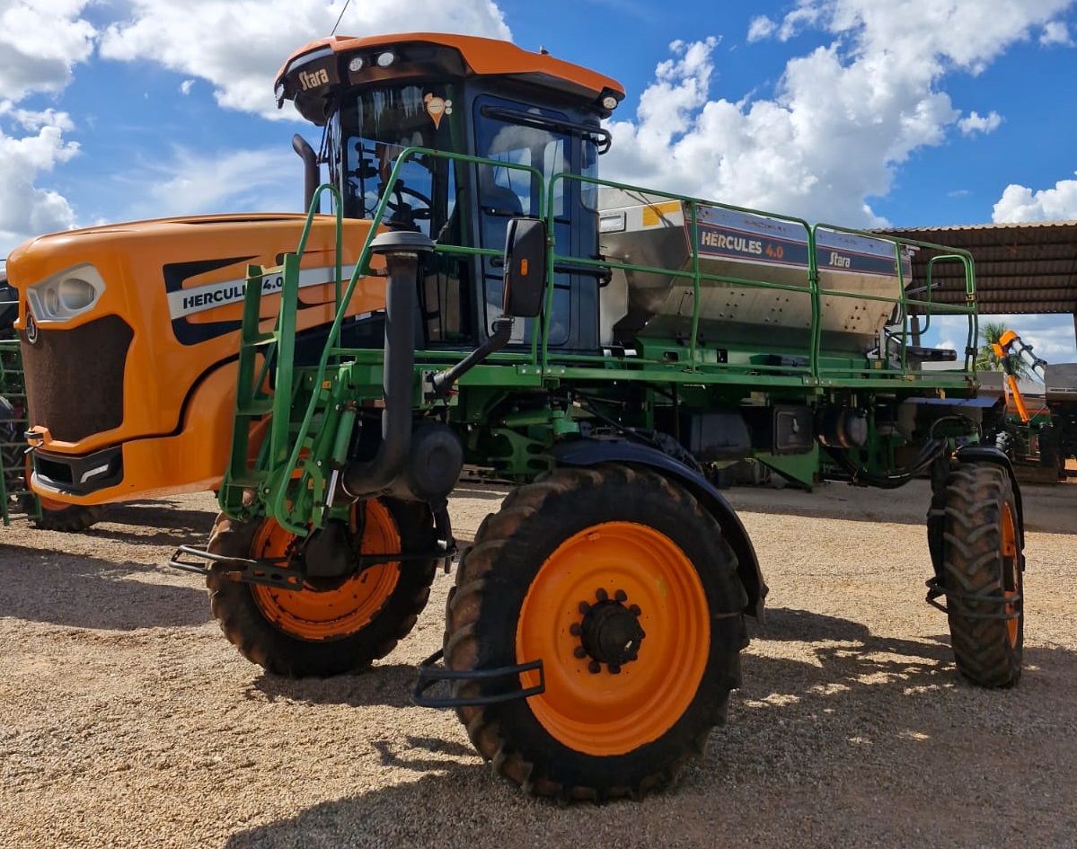 SEMEADORA ADUBADORA AUTOPROPELIDA, MODELO HERCULES 4.0, TOPPER 5500,  ANO 2021, MARCA STARA - horas: 2.167, ANO 2021, MARCA STARA-Valor a vista: R$ 750.000,00