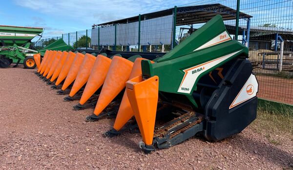 PLATAFORMA DE MILHO BRAVA + 12X90