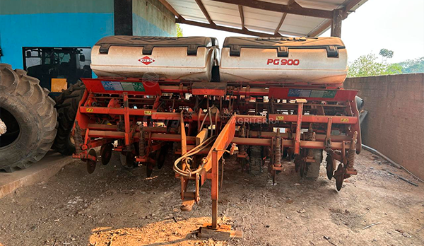 PLANTADORA DE ARRASTO, MARCA KUNH DO BRASIL