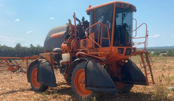 PULVERIZADOR AUTOPROPELIDO, MARCA JACTO