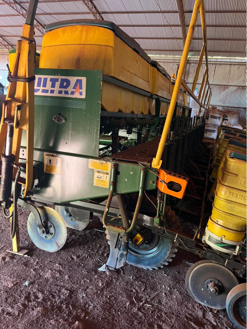 Plantadora Tatu Ultra
