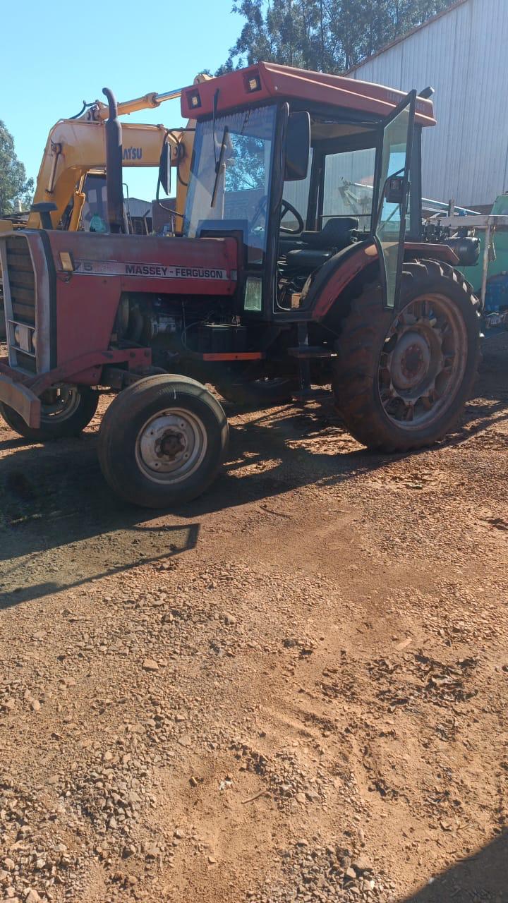 TRATOR MF 275 4x2 ANO 1978