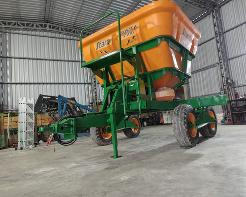 FERTILIZADOR TWISTER 5500