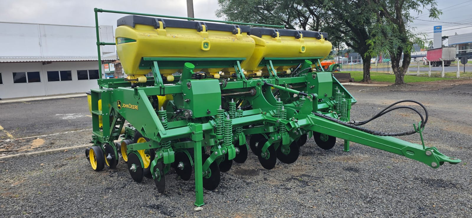 PLANTADORA ADUBADORA JD1109 - 2012