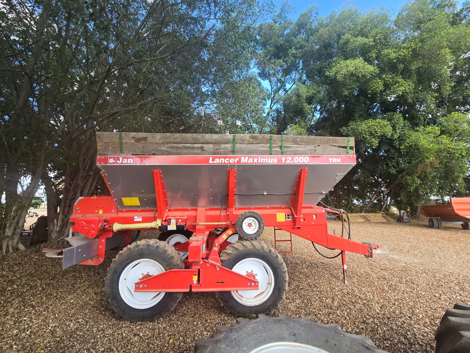 DISTRIBUIDOR LANCER MAXIMUS 12000 – Marca Jan, ano 2020