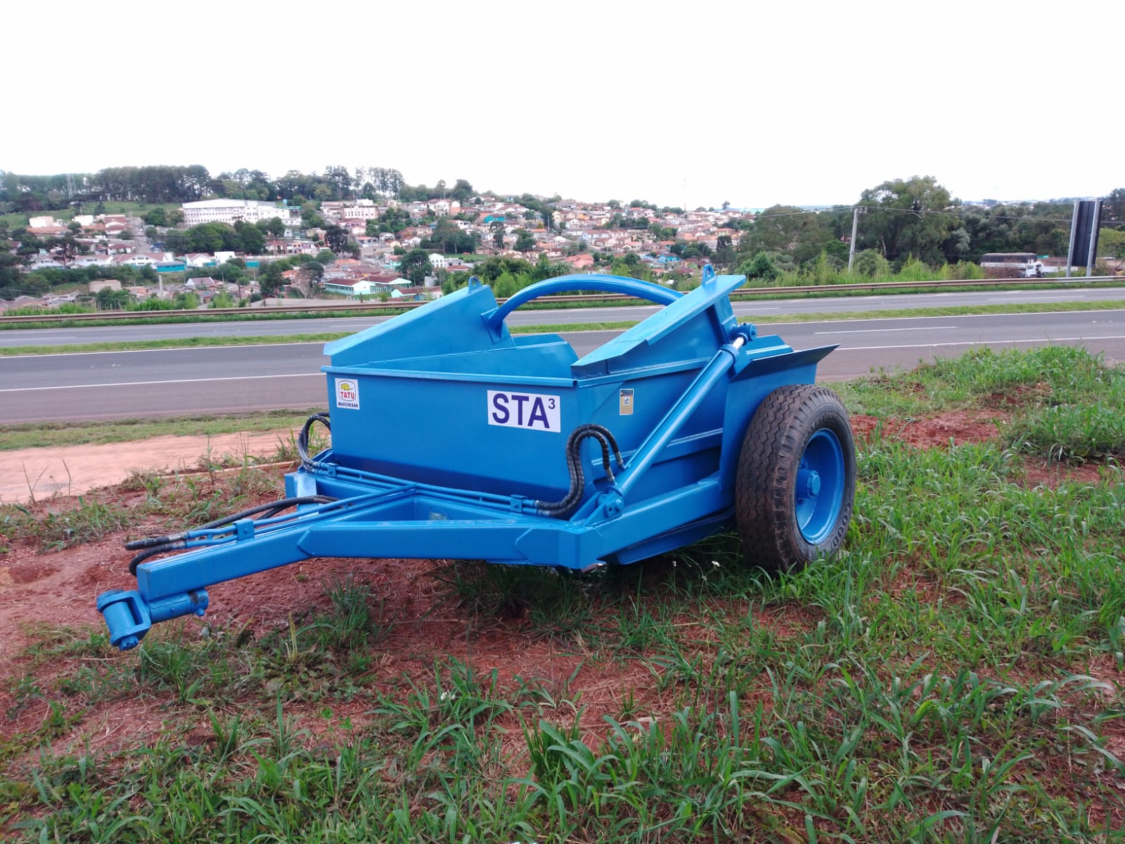 Scraper Tatu Marchesan STA 3, ano 2014