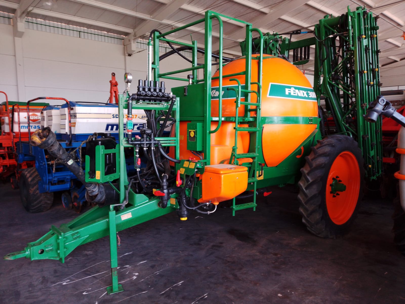 Pulverizador Stara Fénix 3000, ano 2022