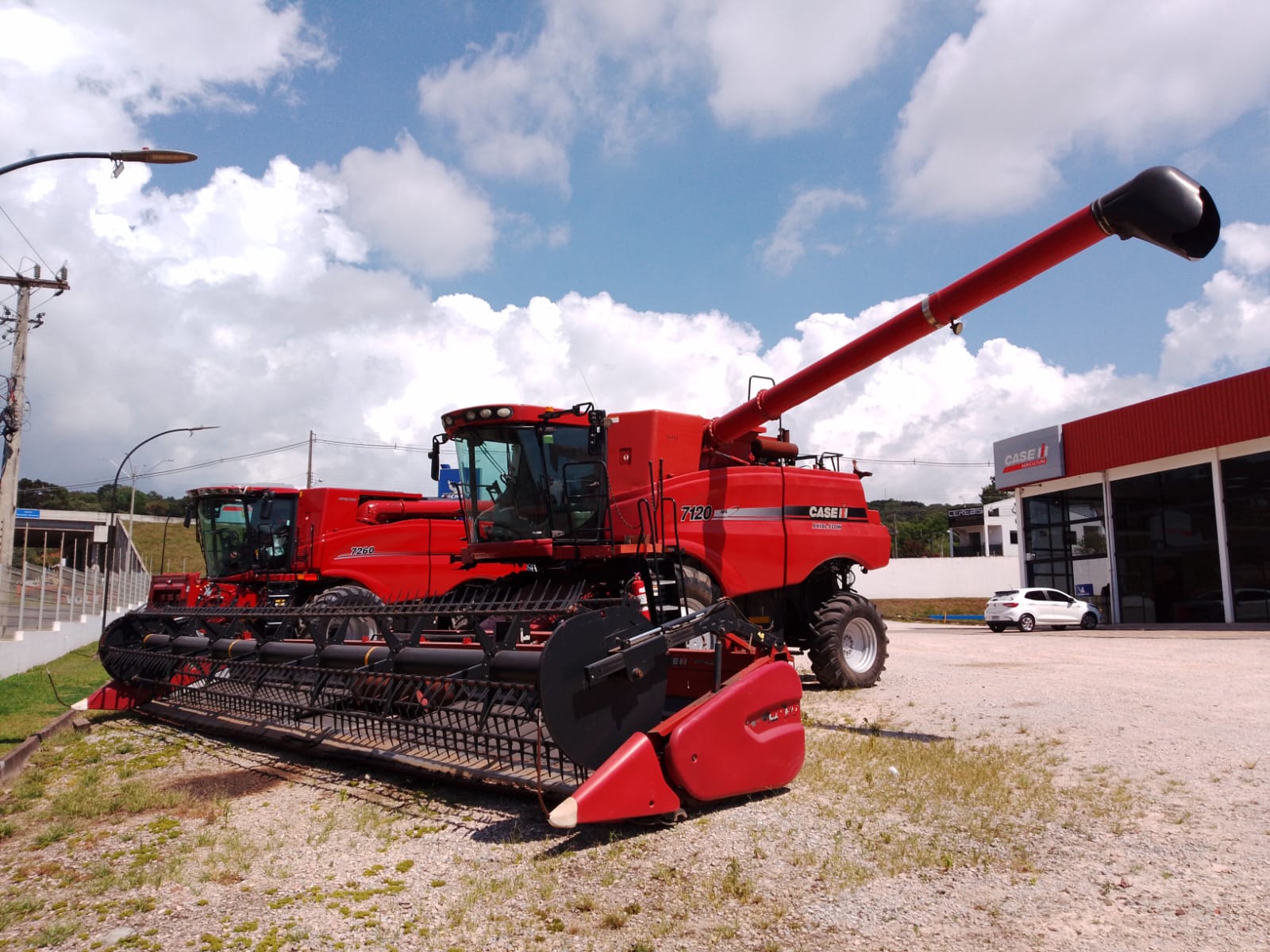 Colheitadeira Case 7120 IH Axial Flow, ano 2008 + Draper 3162 35 Terra Flex, ano 2012