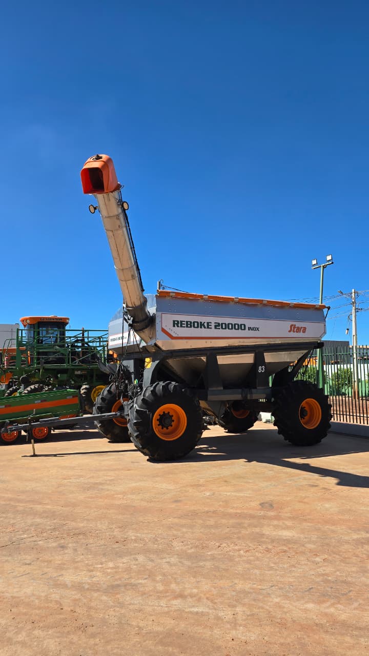 CARRETA AGRÍCOLA REBOKE 20000 INOX – Marca Stara